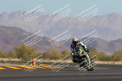 media/Nov-06-2022-SoCal Trackdays (Sun) [[208d2ccc26]]/Turn 14 (930am)/